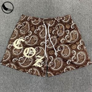 Shorts de basket-ball pour hommes en maille respirante à double couche, sublimation 100% polyester, personnalisables, pour l'été - Product Image 3