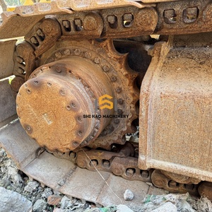 Excavatrice sur chenilles Hyundai 35 tonnes 350LVS d'occasion, peinture d'origine, avec moteur, boîte de vitesses et puissance de 260 kW - Product Image 4