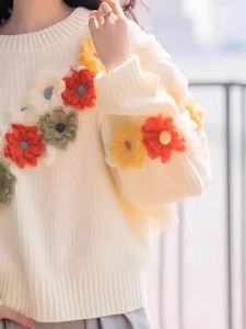 Maglione carino stile dolce per ragazza Pullover con Design a fiori bianchi primavera e autunno - Product Image 5