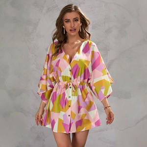 Vestido Mini de Playa con Cinturón, Cuello en V, Manga Media, Estampado Digital, Estilo Bohemio Vintage para Mujer, Ideal para Vacaciones y Salidas - Product Image 4