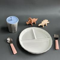 Nouveau design de plaque en silicone à forte aspiration à 3 compartiments divisés en silicone résistant aux micro-ondes pour les enfants