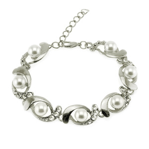 สร้อยข้อมือโซ่มุกดีไซน์ยอดนิยมสร้อยข้อมือฮิปฮอปชุบทองเงินสำหรับผู้หญิงเครื่องประดับแฟชั่นขายส่ง - Product Image 4