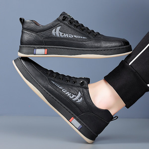 รองเท้าผ้าใบหนังระบายอากาศสำหรับผู้ชาย ชิโลวา พื้นรองเท้า EVA แบบเตี้ย พื้นรองเท้าด้านนอกทำจากยาง เหมาะสำหรับใส่เดินแบบลำลอง - Product Image 4