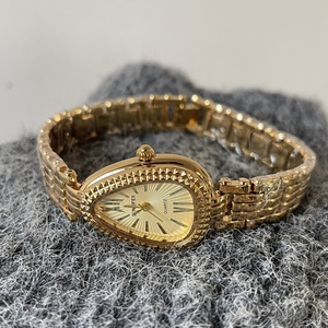 <span class=keywords><strong>Orologio</strong></span> da <span class=keywords><strong>Donna</strong></span> <span class=keywords><strong>Vintage</strong></span> Eco-Friendly di Lusso Leggero Retrò Squisito di Alta Gamma con Cassa in Acrilico Dorato e <span class=keywords><strong>Cinturino</strong></span> in <span class=keywords><strong>Pelle</strong></span>, Movimento al Quarzo con Lancette - Product Image 5