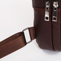 Sac bandoulière messager en cuir de vache véritable pour homme, avec logo personnalisé, collection 2025 – Vendeur en ligne, sac tendance noir et marron avec fermeture éclair, prix bas