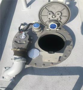 Camión <span class=keywords><strong>cisterna</strong></span> de 5000 <span class=keywords><strong>litros</strong></span>/<span class=keywords><strong>3000</strong></span> galones de segunda mano equipado con equipo de repostaje, barril de pistola de aceite y neumáticos de gran tamaño - Product Image 6