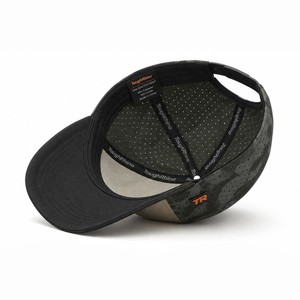 Gorra <span class=keywords><strong>de</strong></span> Golf <span class=keywords><strong>de</strong></span> 5 Paneles con Corte Láser Perforado Personalizado, Gorra <span class=keywords><strong>de</strong></span> Béisbol Deportiva Impermeable con Camuflaje y Logotipo <span class=keywords><strong>de</strong></span> Parche <span class=keywords><strong>de</strong></span> Goma - Product Image 4