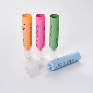 Tubos de LDPE para Cosméticos y Aceites Esenciales con Logotipo Personalizado, Tapa de Rosca con Gotero, 30 ml, Acabado Mate, Impresión Offset - Product Image 1