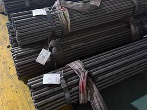 Fiable, porteur, surface lisse; Acier rond étiré à froid Q355: idéal pour les <span class=keywords><strong>poutres</strong></span> de châssis de camion, améliorant la stabilité de coupe - Product Image 2