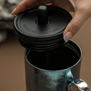 Vaso Térmico de Titanio Puro con Asa y Pajita, Taza de Café Iridiscente para Viaje, Caja de Regalo con Logotipo Personalizado - Product Image 3