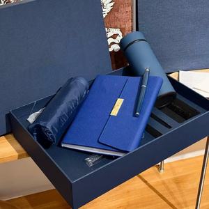 Cuaderno de Cuero de Lujo A4 A5 y Juego de Bolígrafos con Caja de Regalo con Impresión UV para Ocasiones Navideñas - Product Image 1