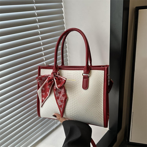 กระเป๋าสะพายหนังเรียบหรู สไตล์เรียบหรูสำหรับการประชุมทางธุรกิจของผู้หญิง สไตล์นักออกแบบมืออาชีพ - Product Image 5