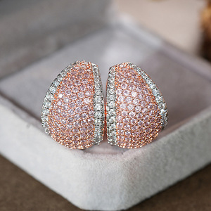 Orecchini Geometrici Bicolore per Donne, Design Dettagliato Scintillante, Gioielli Eleganti da Cerimonia - Product Image 5