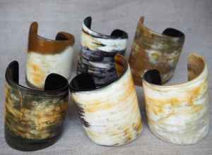 Brazaletes de Cuerno de Búfalo, Artesanía Natural, Joyería Hecha a Mano para Mujer, Estilo Cultural Tradicional y Accesorios Modernos para el Día a Día - Product Image 2