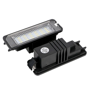 Feux de plaque d'immatriculation de <span class=keywords><strong>voiture</strong></span> 12V, lampe LED, accessoires automobiles <span class=keywords><strong>pour</strong></span> Skoda Seat Leon Ibiza VW Golf 4 5 6 7 MK4 MK7 Passat CC Polo Scirocco - Product Image 1