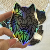 Autocollant d'étiquette découpé en matériau hologramme brillant à motif de tête de loup de style géométrique personnalisé