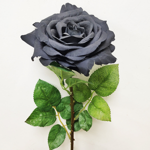 Vente en gros de roses noires artificielles en soie, fausses fleurs gothiques réalistes pour décoration de mariage, roses noires artificielles à longue tige - Product Image 4