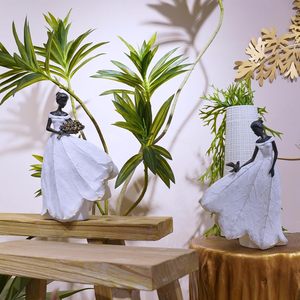 Statua Decorativa in Resina 3D con Fata Angelo e Uccellino - Ornamento per Giardino, Cortile e Interni, Idea Regalo - Product Image 5