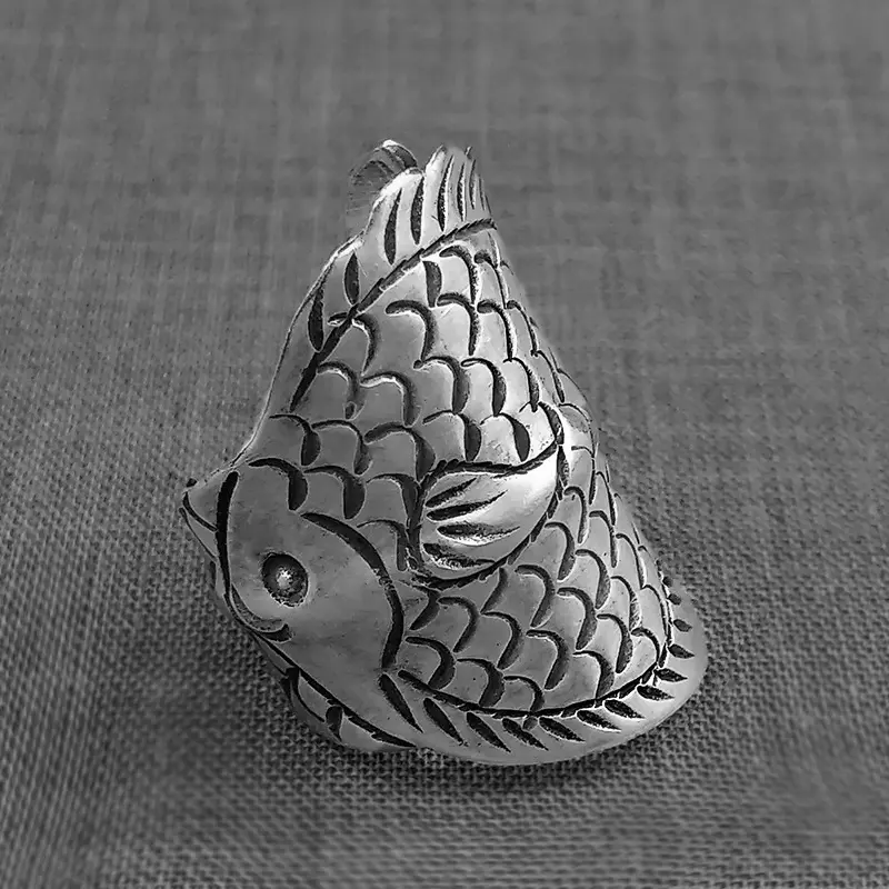 Thailandia gioielli in argento all'ingrosso a mano rendono antico S925 argento Sterling simpatico pesce anello regolabile per le donne degli uomini