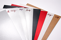 Rouleau de papier d'emballage imperméable enduit jetable de 2850 mm de large, compatible avec les lignes de machines d'emballage automatiques pour carton ondulé