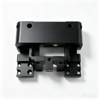 Support de fixation mécanique en forme de U en alliage d'aluminium anodisé noir usiné CNC de haute précision sur mesure OEM