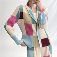 Ensemble plissé de qualité supérieure à livraison rapide, blazer color block de créateur et pantalon large pour tenue de villégiature, pour les boutiques mondiales