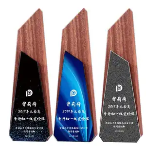 Honor Of Crystal desain baru trofi kristal pribadi Obelisk penghargaan kayu