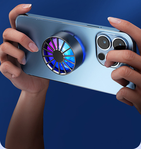 Портативный RGB светодиодный легкий охлаждающий вентилятор для мобильного телефона - Product Image 3