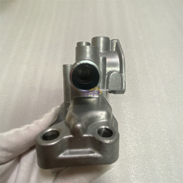 6BG1 Diesel Engine Parts - Thermostat Housing for Hitachi