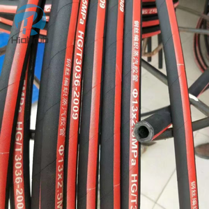 <span class=keywords><strong>Tuyau</strong></span> EPDM bleu de qualité <span class=keywords><strong>alimentaire</strong></span> avec renfort interne en fil d'acier spiralé, support robuste et résistant à la pression négative - Product Image 5