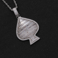 Collier Pendentif Cœur Noir Grand Format en Laiton Incrusté de Zircons Cubiques avec Chaîne Corde Plaqué PVD, Bijou Tendance pour Hommes et Femmes - Vente Flash
