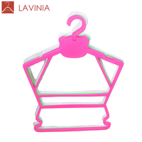Organisateur de vêtements multifonctionnel à double niveau en plastique PP pour enfants avec installation de type crochet, montage mural, organisateur de manteaux rose