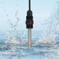 Capteur EC robuste à fonctionnement continu avec électrode métallique anti-salissure pour sites d'eaux usées difficiles, fonctionnement autonome 24h/24
