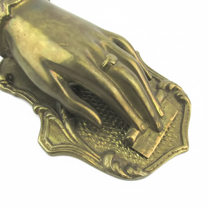 Clip de mano de latón antiguo de diseño elegante, Clip de letras, soporte para notas, latón victoriano, decoración del hogar, aspecto Simple y elegante hecho en La India - Product Image 1