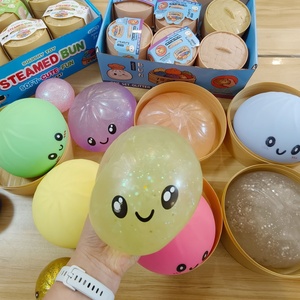 GL Jumbo Dumplings Squishy, Juguete de Peluche Misterioso con Purpurina, 15cm, Dumplings Grandes, Juguetes Sensoriales Taba Squishy para Niños - Product Image 5