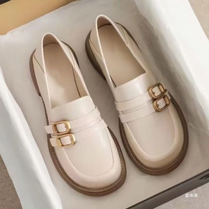 รองเท้าโลฟเฟอร์หนังผู้หญิง ไซส์ 35-43 สไตล์อังกฤษ รองเท้าส้นแบน พื้นรองเท้ายางกันกระแทก ส้นกลาง ใส่สบายๆ - Product Image 1