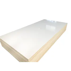 Mejor precio grano de madera y Blanco 18mm UV alto brillo MDF tableros de fibra de melamina MDF impermeable