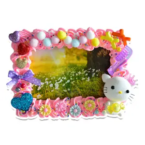 Music and Character Themed Artificial Resin Picture Photo Frame for Home Decoration and Wedding Souvenir Flower Frame