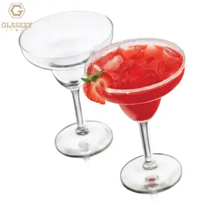 Pasokan pabrik gelas koktail gelas Martini unik gelas Margarita untuk Bar dan klub