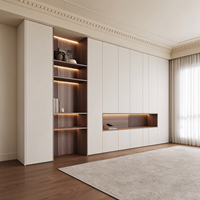Meuble sur mesure pour toute la maison : buffet, armoire, placard, panneau mural en bois, style côtier américain et français, polyvalent