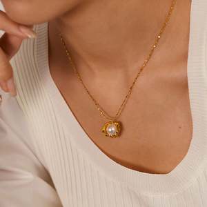 French Style Stainless Steel Gold Plated Pearl Bead <b>Statement</b> <b>Necklace</b> for Women Fashion Jewelry Link Chain Flower Shape - Product Image 6