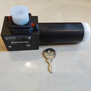 Vanne solénoïde hydraulique Parker PSB100AV1A 24V à action directe - Product Image 1