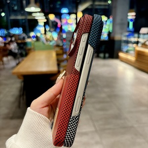 เคสโทรศัพท์แบบแข็งลายคาร์บอนไฟเบอร์ ดีไซน์บางเฉียบ หรูหรา สำหรับ iPhone 18 17 Pro Max 16 15  แบบไร้ขอบ  พร้อมแม่เหล็ก - Product Image 5