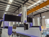 Máquina Fresadora CNC de 5 Ejes de Alta Precisión para Muebles de Madera y Fabricación de Moldes, 1300*2500mm, Tallador de Espuma, Esculturas 3D