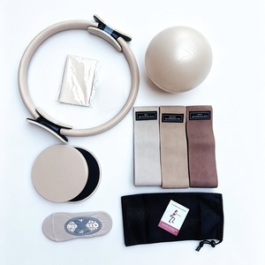 Kit de Pilates Jia avec cercle de Pilates, bandes de résistance, ballon de yoga et chaussettes pour le fitness et le remodelage corporel - Product Image 4