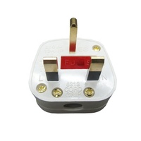Connecteur de fil britannique cantwell avec fusible de 13a et interrupteur d'alimentation prise de type G 3 prise de cordon d'alimentation supérieur royaume-uni arabie saoudite