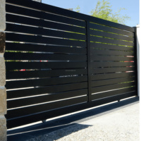 Kit Gerbang Masuk Rumah dari Aluminium, Gerbang Geser Modern dengan Sirip Horizontal, Pagar Pengaman 6 Kaki, Lapisan Powder Coating