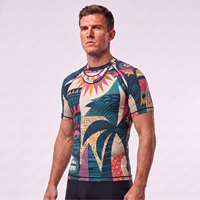 Vente en gros de rashguard à manches courtes noir pour homme UPF50+ pour le surf et la voile, imprimé tribal multicolore, séchage rapide