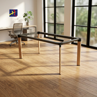 Table moderne de luxe sur mesure avec cadre photo et pieds chromés, utilisation hôtelière et commerciale, acier et chrome, taille personnalisée