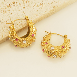 Pendientes de aro gruesos chapados en oro de 18 quilates Retro a la moda para mujer, pendientes de aro texturizados Vintage de acero inoxidable para fiesta - Product Image 3